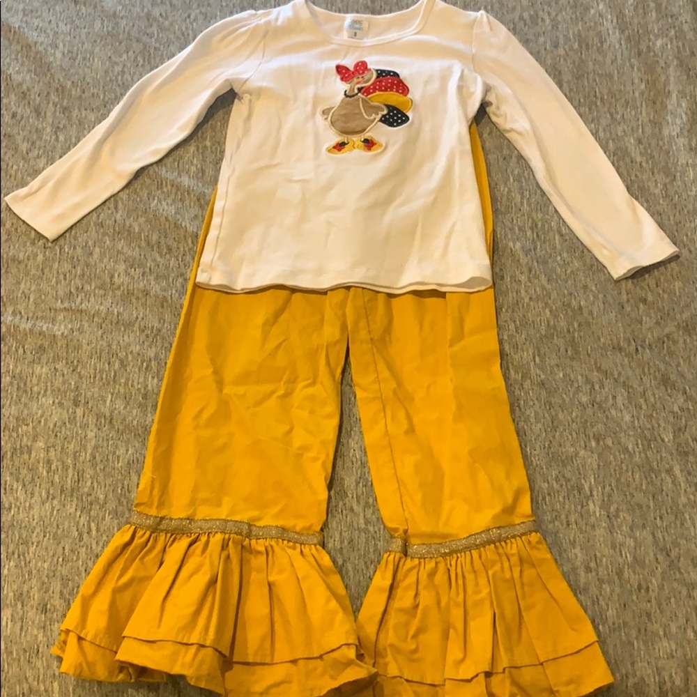 Girl’s Thanksgiving Matching Set
